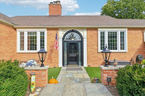 Tiny photo for 458 Pinewoods Drive, North Barrington, IL 60010 (MLS # 12778755)