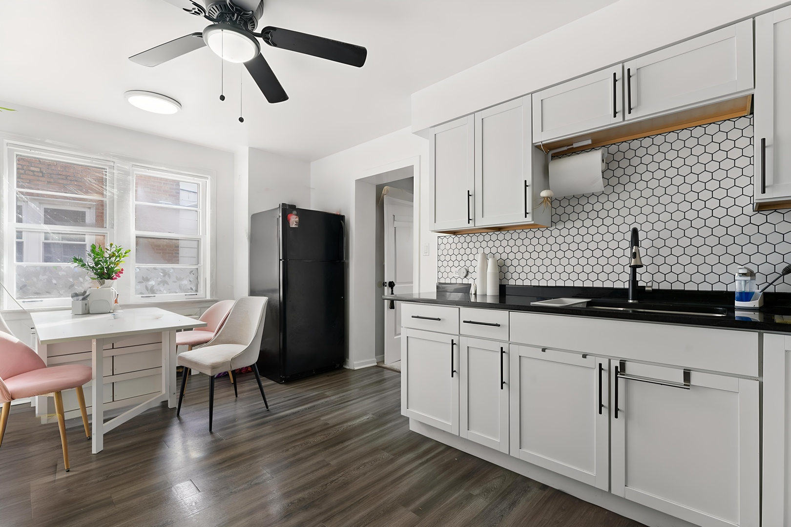 1412 Brummel Street 2E