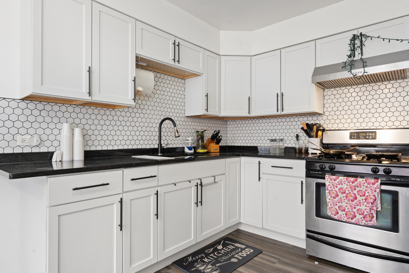 1412 Brummel Street 2E