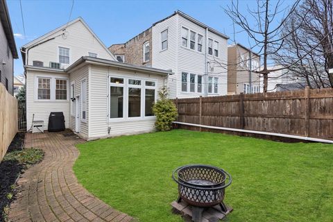 Tiny photo for 3059 N GRESHAM Avenue, Chicago, IL 60618 (MLS # 12534632)