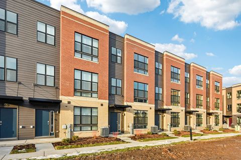 Tiny photo for 373 Summit Circle, Lombard, IL 60148 (MLS # 12541457)