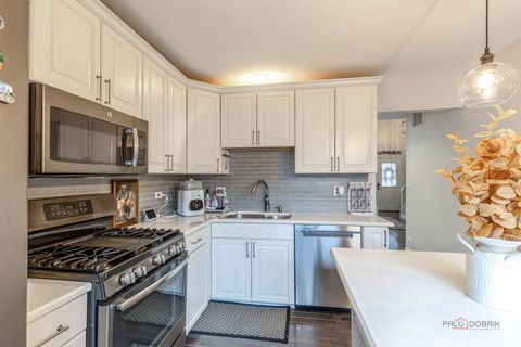 Tiny photo for 367 Golfview Court, Bloomingdale, IL 60108 (MLS # 12525959)