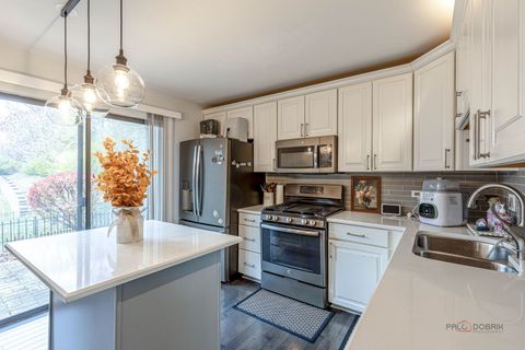 Tiny photo for 367 Golfview Court, Bloomingdale, IL 60108 (MLS # 12525959)