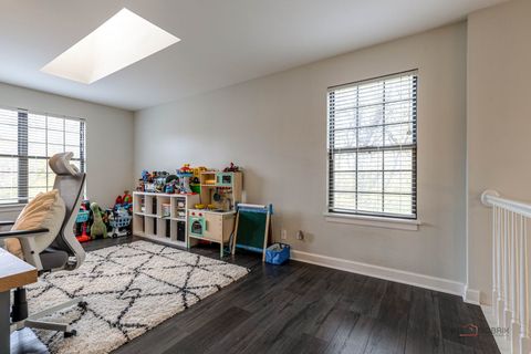 Tiny photo for 367 Golfview Court, Bloomingdale, IL 60108 (MLS # 12525959)