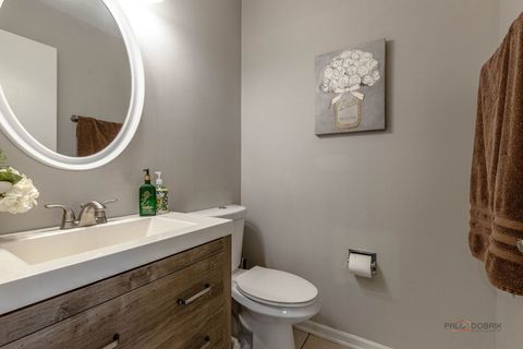 Tiny photo for 367 Golfview Court, Bloomingdale, IL 60108 (MLS # 12525959)