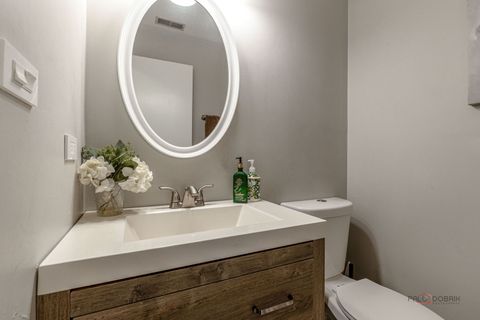 Tiny photo for 367 Golfview Court, Bloomingdale, IL 60108 (MLS # 12525959)