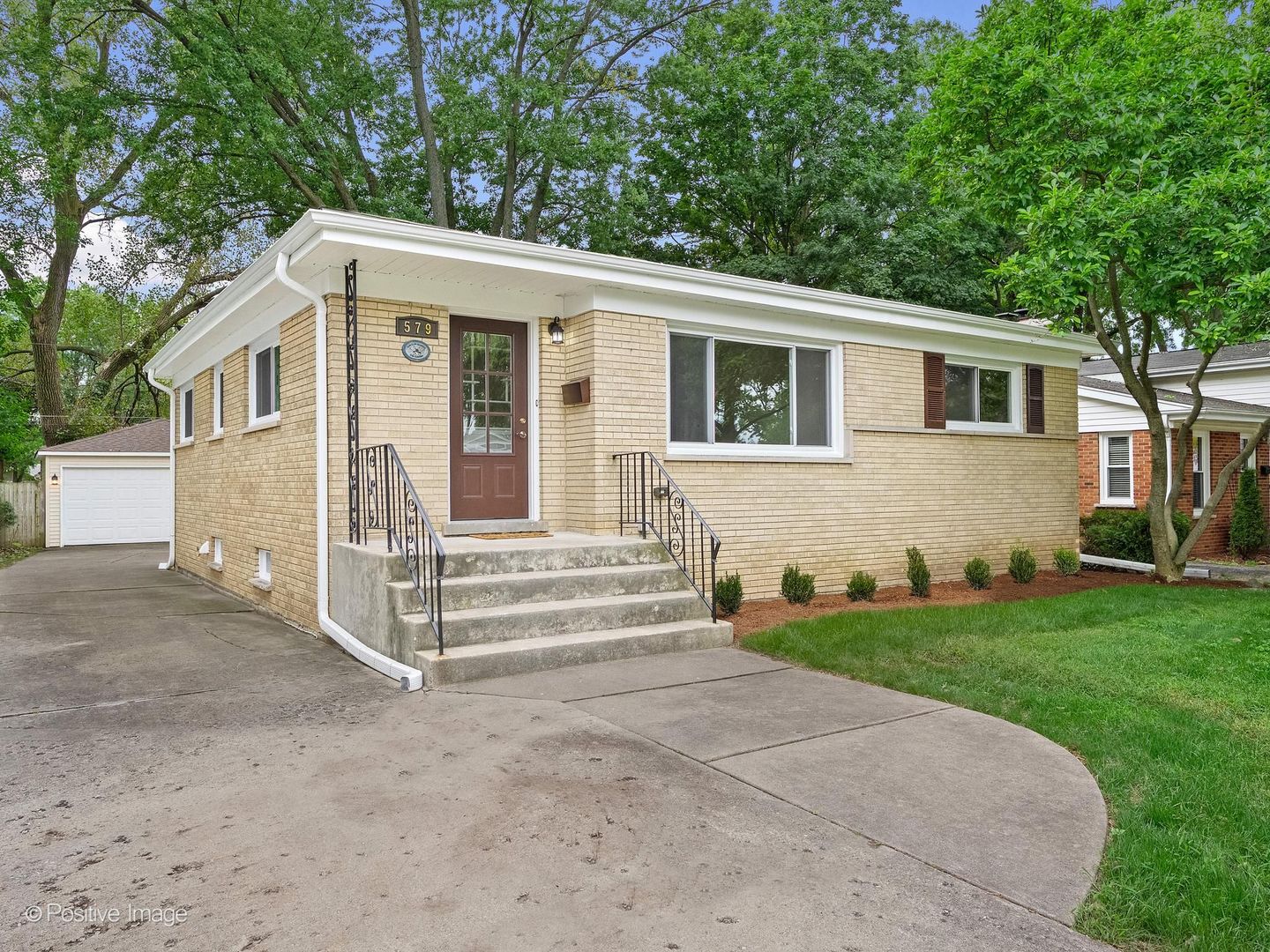 579 Dawes Avenue