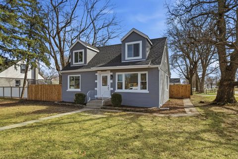 Tiny photo for 7851 Suburban Lane, Bridgeview, IL 60455 (MLS # 12600189)