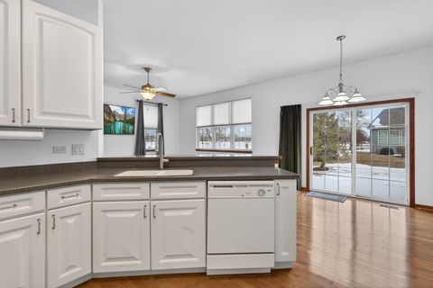 Tiny photo for 16459 Buckner Pond Way, Crest Hill, IL 60403 (MLS # 12556565)