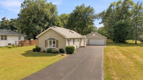 Tiny photo for 245 W Southmor Road, Morris, IL 60450 (MLS # 12762163)
