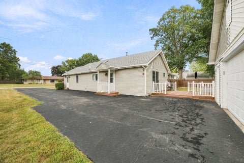 Tiny photo for 245 W Southmor Road, Morris, IL 60450 (MLS # 12762163)