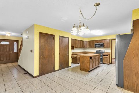 Tiny photo for 1914 Trout Valley Drive, Champaign, IL 61822 (MLS # 12572476)