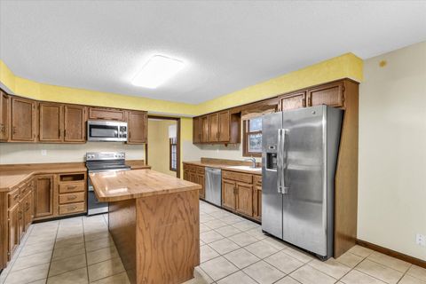 Tiny photo for 1914 Trout Valley Drive, Champaign, IL 61822 (MLS # 12572476)