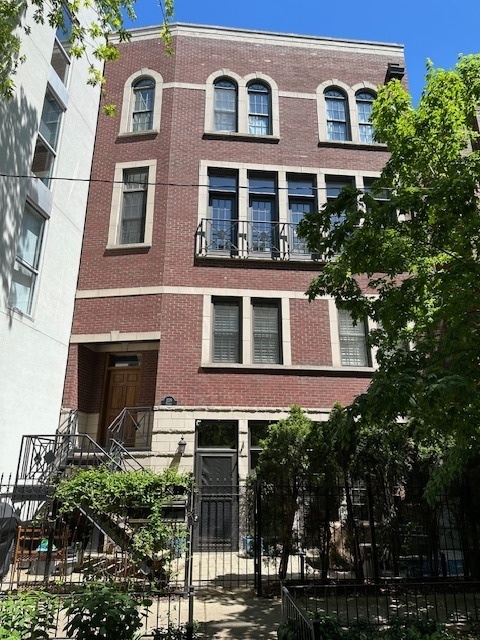 1229 N Paulina Street 2