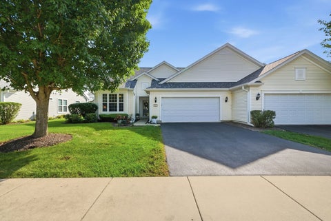 Photo of 812 TREETOP Lane #8801, Shorewood, IL 60404 (MLS # 12750718)