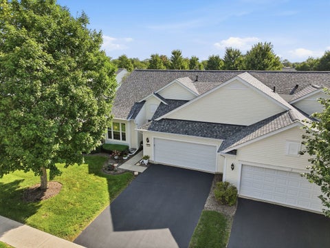 Tiny photo for 812 TREETOP Lane #8801, Shorewood, IL 60404 (MLS # 12750718)