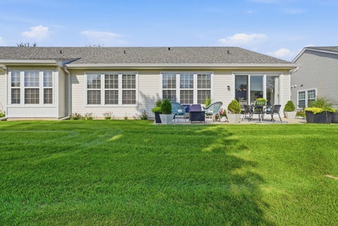 Tiny photo for 812 TREETOP Lane #8801, Shorewood, IL 60404 (MLS # 12750718)