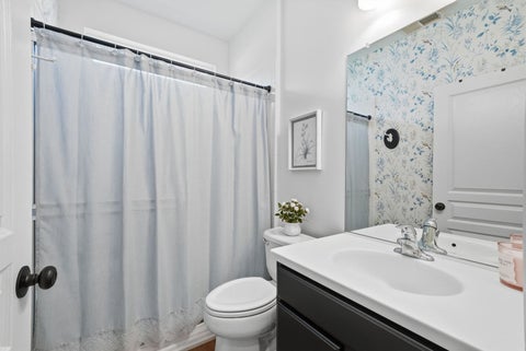 Tiny photo for 812 TREETOP Lane #8801, Shorewood, IL 60404 (MLS # 12750718)