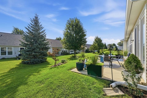 Tiny photo for 812 TREETOP Lane #8801, Shorewood, IL 60404 (MLS # 12750718)