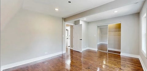 Tiny photo for 6640 S CHAMPLAIN Avenue, Chicago, IL 60637 (MLS # 12648972)
