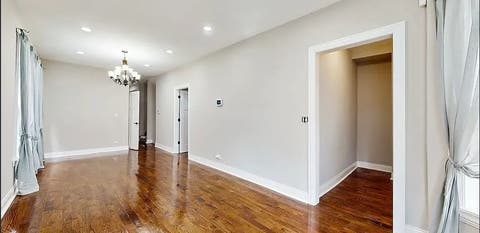 Tiny photo for 6640 S CHAMPLAIN Avenue, Chicago, IL 60637 (MLS # 12648972)