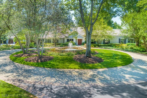 Tiny photo for 373 W County Line Road, Barrington Hills, IL 60010 (MLS # 12783403)