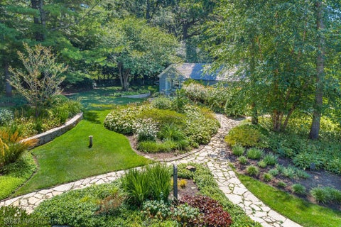 Tiny photo for 373 W County Line Road, Barrington Hills, IL 60010 (MLS # 12783403)
