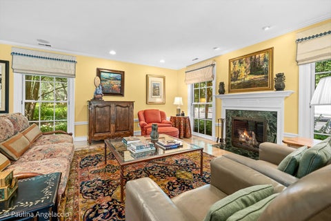 Tiny photo for 373 W County Line Road, Barrington Hills, IL 60010 (MLS # 12783403)