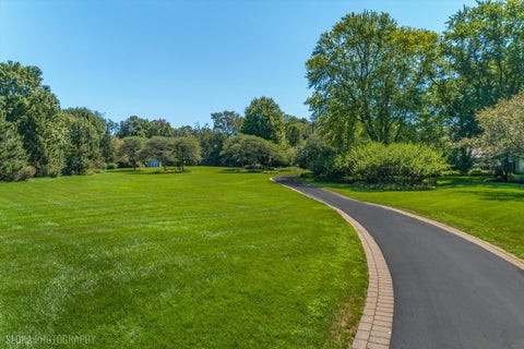 Tiny photo for 373 W County Line Road, Barrington Hills, IL 60010 (MLS # 12783403)