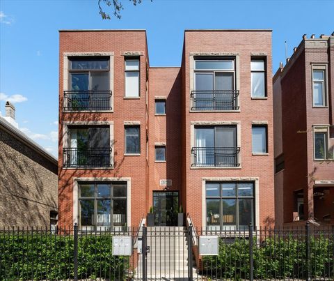 Photo of 1103 N Wood Street #1N, Chicago, IL 60622 (MLS # 12633070)