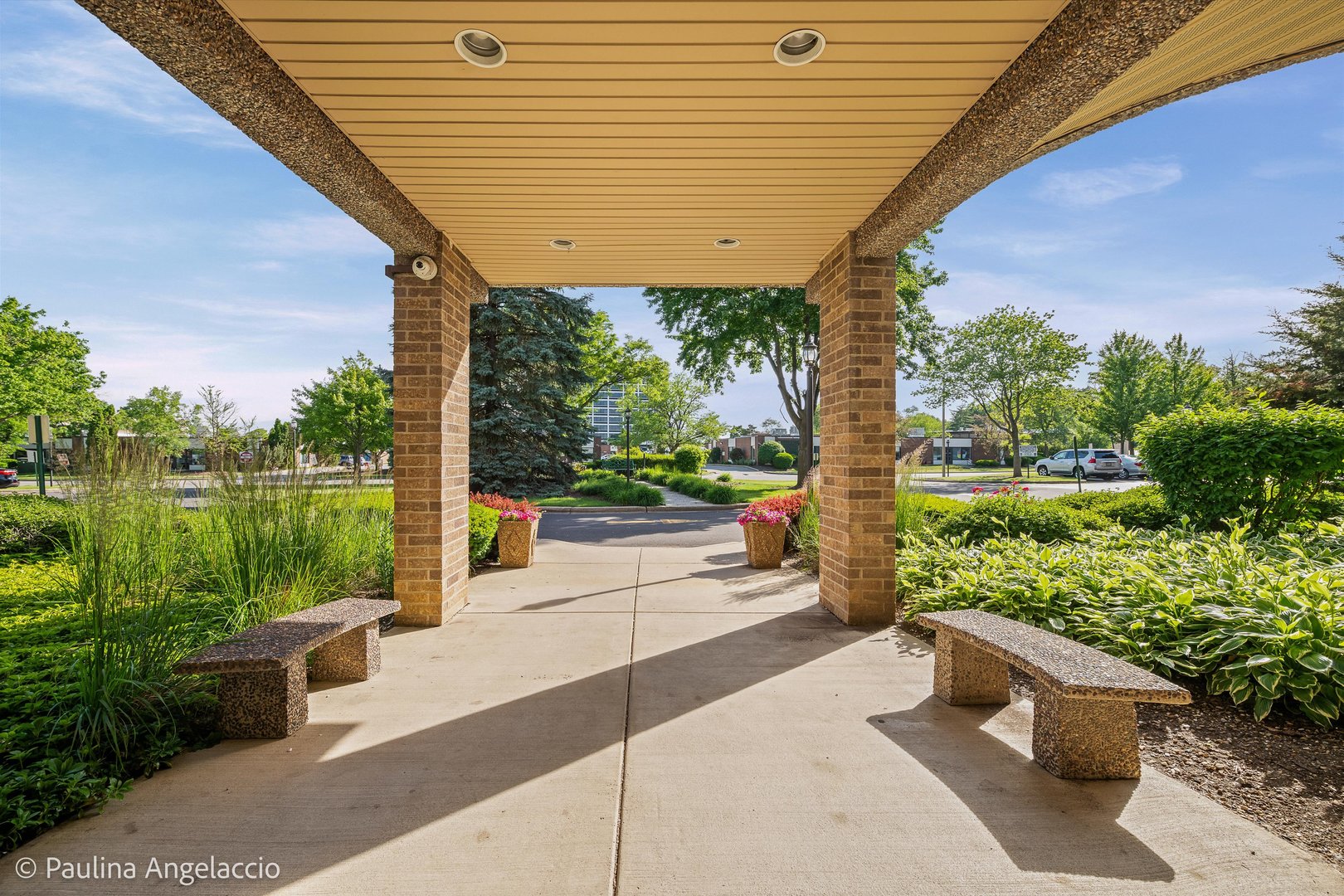 900 E Wilmette Road 219