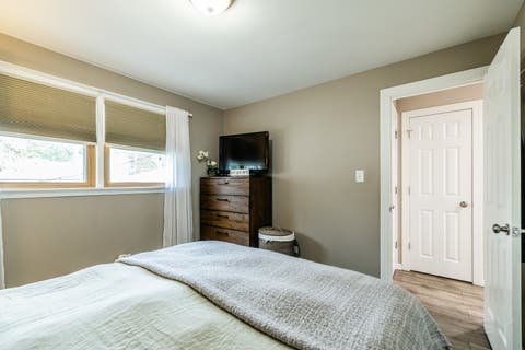 Tiny photo for 10948 S Albany Avenue, Chicago, IL 60655 (MLS # 12674909)