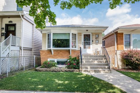 Photo of 10948 S Albany Avenue, Chicago, IL 60655 (MLS # 12674909)