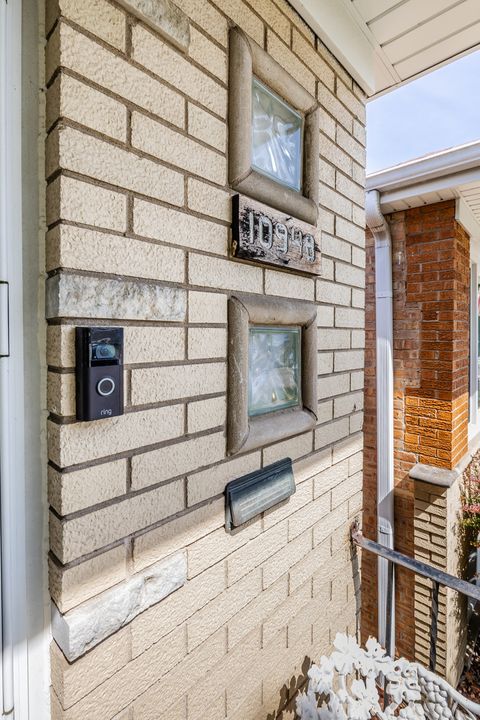 Tiny photo for 10948 S Albany Avenue, Chicago, IL 60655 (MLS # 12674909)