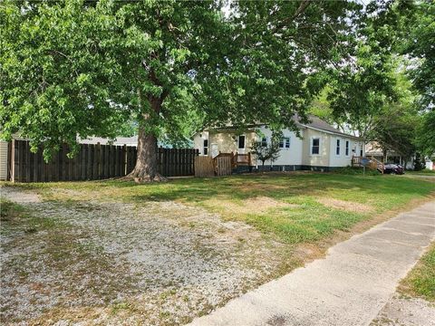 A home in Altamont