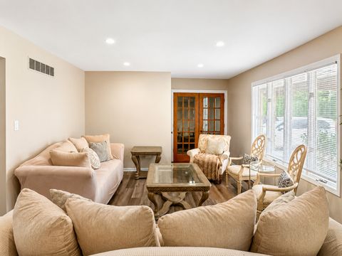 Tiny photo for 15156 W 143rd Street, Homer Glen, IL 60491 (MLS # 12673317)