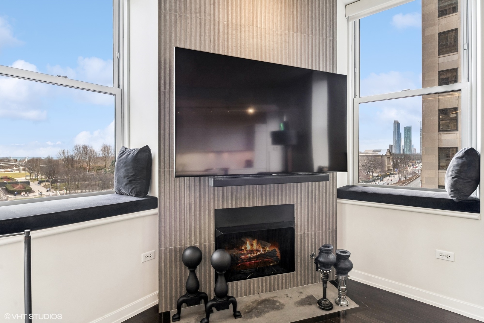 6 N Michigan Avenue 503