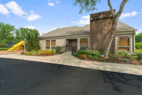 Tiny photo for 416 Swallow Lane, Deerfield, IL 60015 (MLS # 12438370)