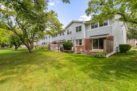 Tiny photo for 416 Swallow Lane, Deerfield, IL 60015 (MLS # 12438370)