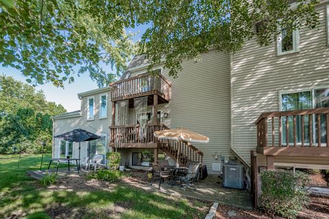 Tiny photo for 1622 Bay Court, Naperville, IL 60565 (MLS # 12457958)