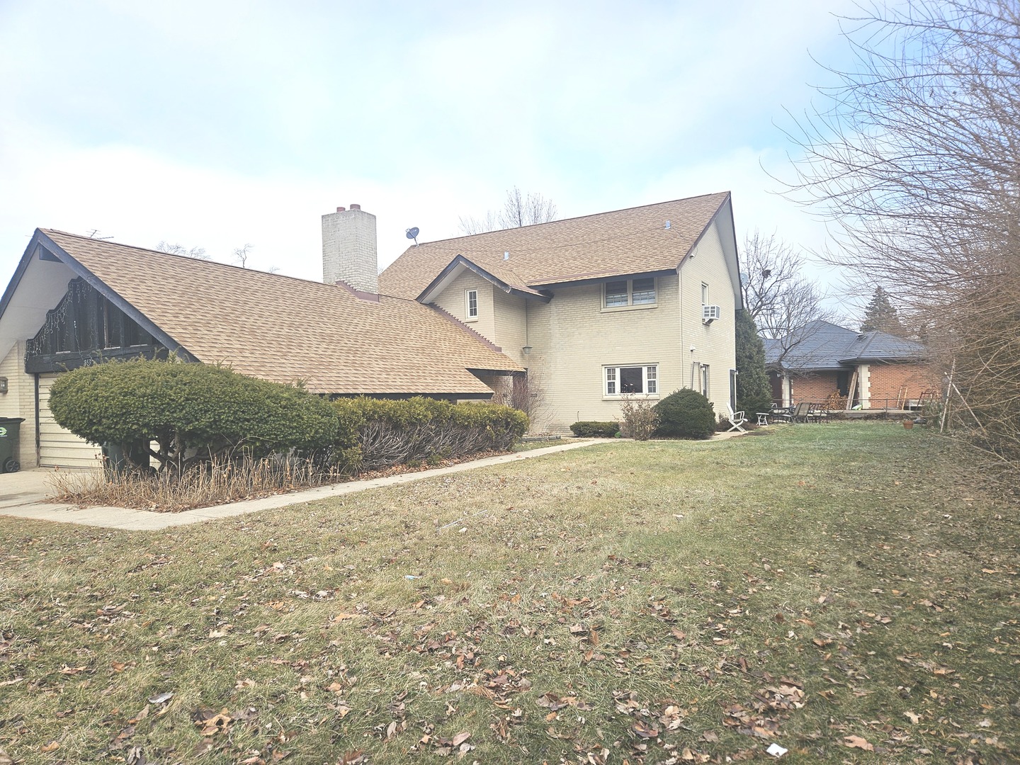 863 N Northwest Highway 1