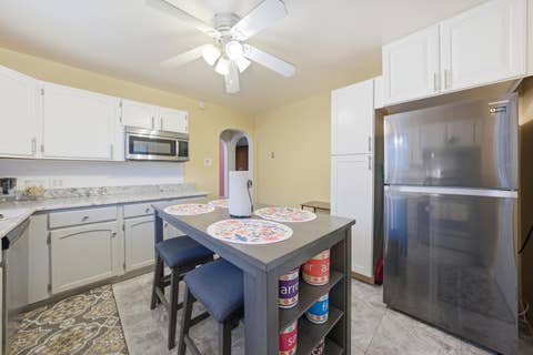 Tiny photo for 14611 Turner Avenue, Midlothian, IL 60445 (MLS # 12656527)