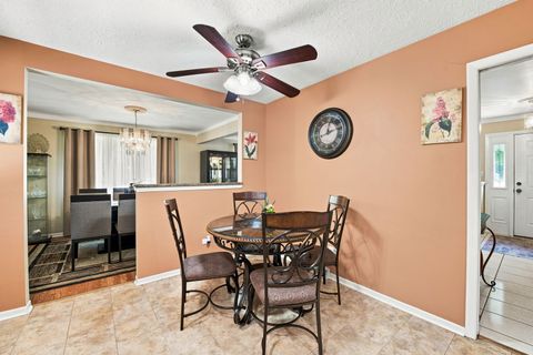 Tiny photo for 7804 Florence Avenue, Darien, IL 60561 (MLS # 12696885)