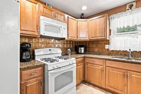 Tiny photo for 7804 Florence Avenue, Darien, IL 60561 (MLS # 12696885)