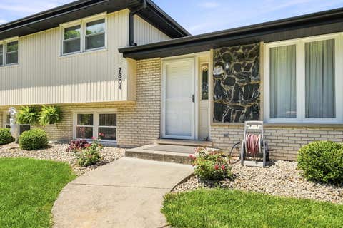 Tiny photo for 7804 Florence Avenue, Darien, IL 60561 (MLS # 12696885)