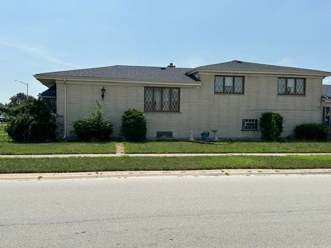 Tiny photo for 526 Manistee Avenue, Calumet City, IL 60409 (MLS # 12706557)