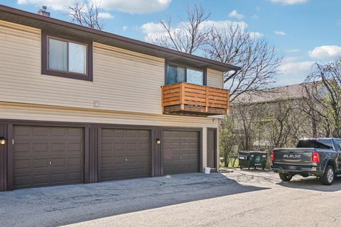 Tiny photo for 8338 Portsmouth Drive #B, Darien, IL 60561 (MLS # 12611656)