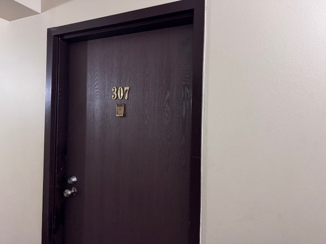 300 S Roselle Road 307