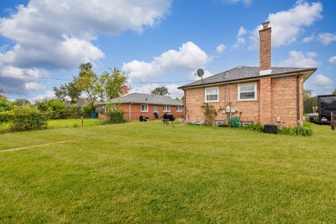 Tiny photo for 15225 5th Avenue, Phoenix, IL 60426 (MLS # 12776286)