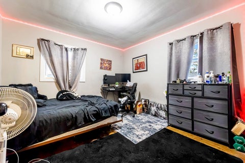 Tiny photo for 15225 5th Avenue, Phoenix, IL 60426 (MLS # 12776286)